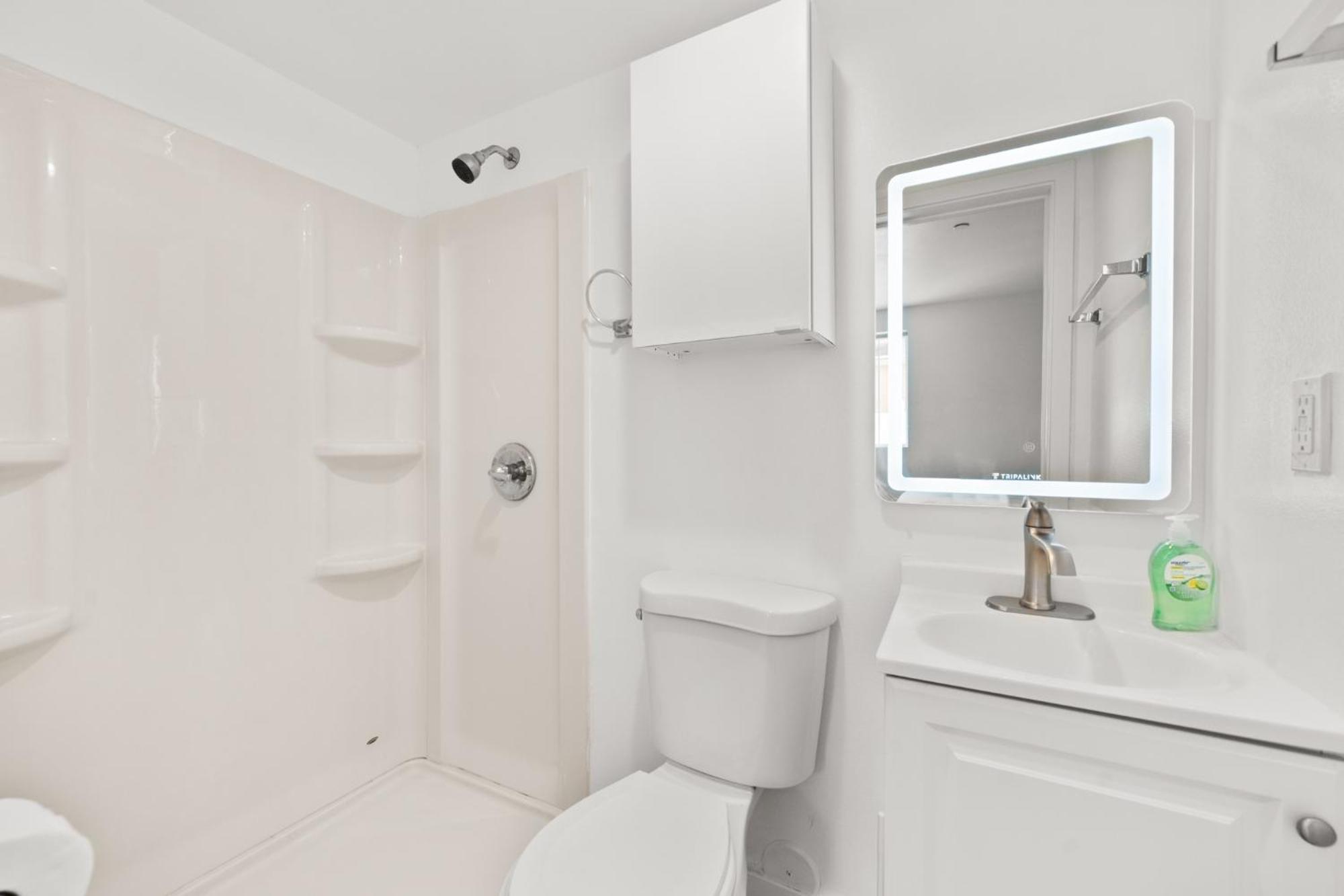 Charming Urban Retreat Near Usc In La- Private Room With Share Living Room With Kitchen Los Angeles Dış mekan fotoğraf